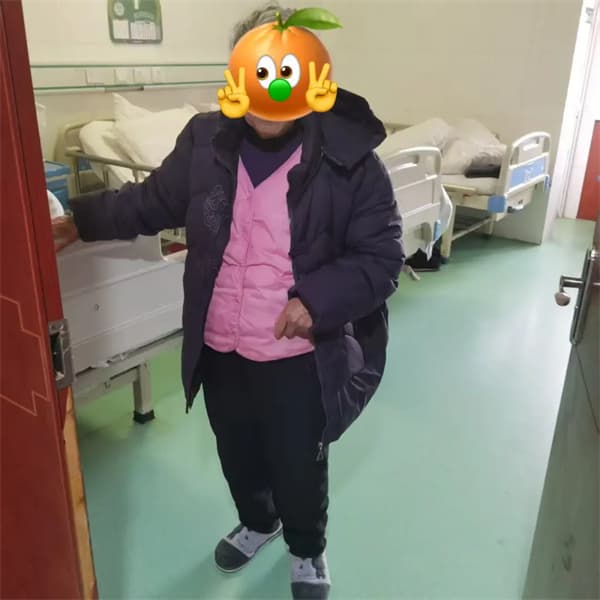 八旬老人与腰椎病的较量：一位82岁腰椎间盘突出患者的康复启示录