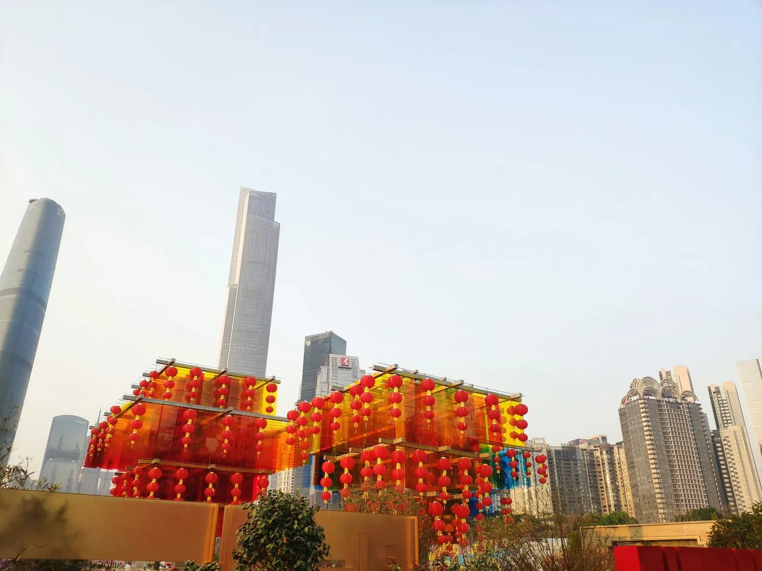 深圳福彩：百万公益金资助来深建设者春节回家