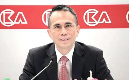 李泽钜的个人简介：从斯坦福高材生到商业巨头