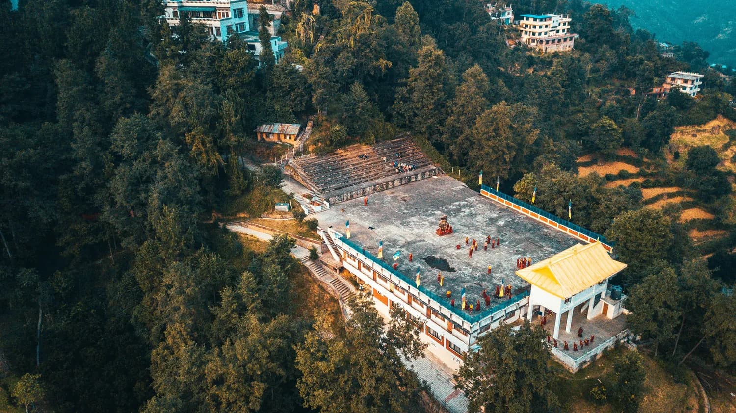 塔沟武校：从少林寺旁的草房到“天下第一武校”