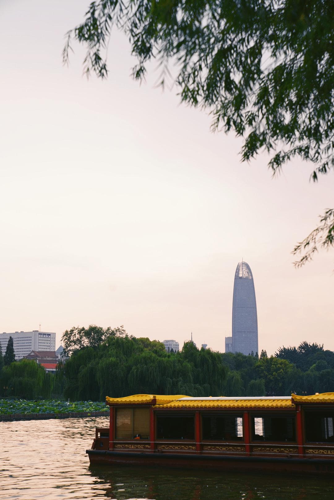 济南的文旅新思考：用好泉水让游客心生留恋，推广夜游促进消费
