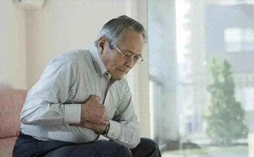 医生坦言：很多人长肺结节但危害小，但这3类人需要及时进行检查
