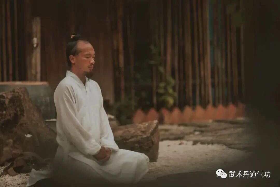 道家吐纳气功腹式呼吸法，激活生命深层能量来源