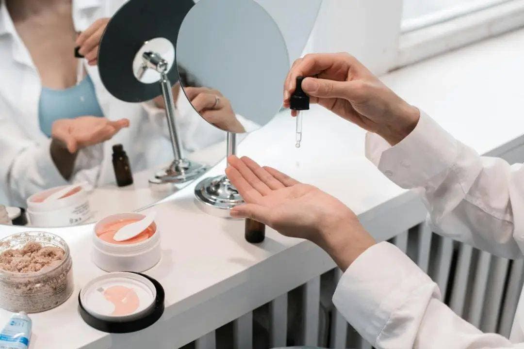 乳腺癌患者慎用这11种成分！一文详解安全护肤指南