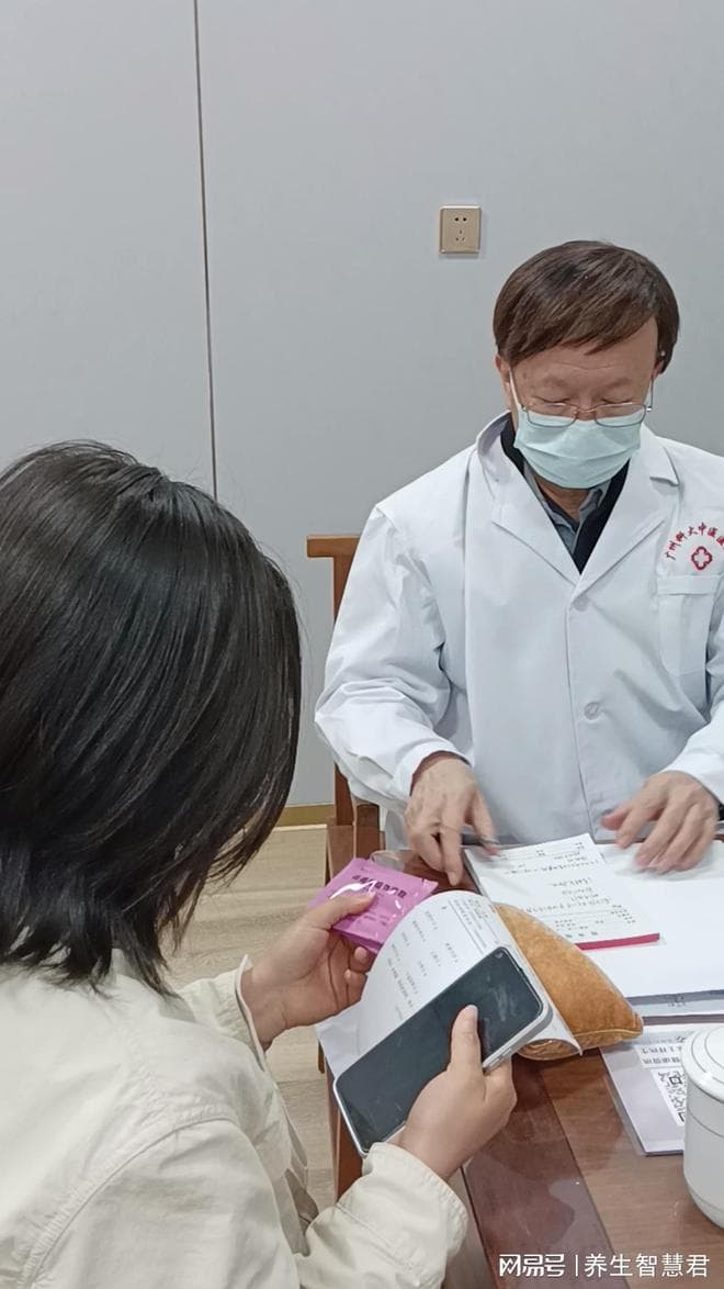 专家解读：痤疮是肌肤的“叛逆期”还是另有隐情？