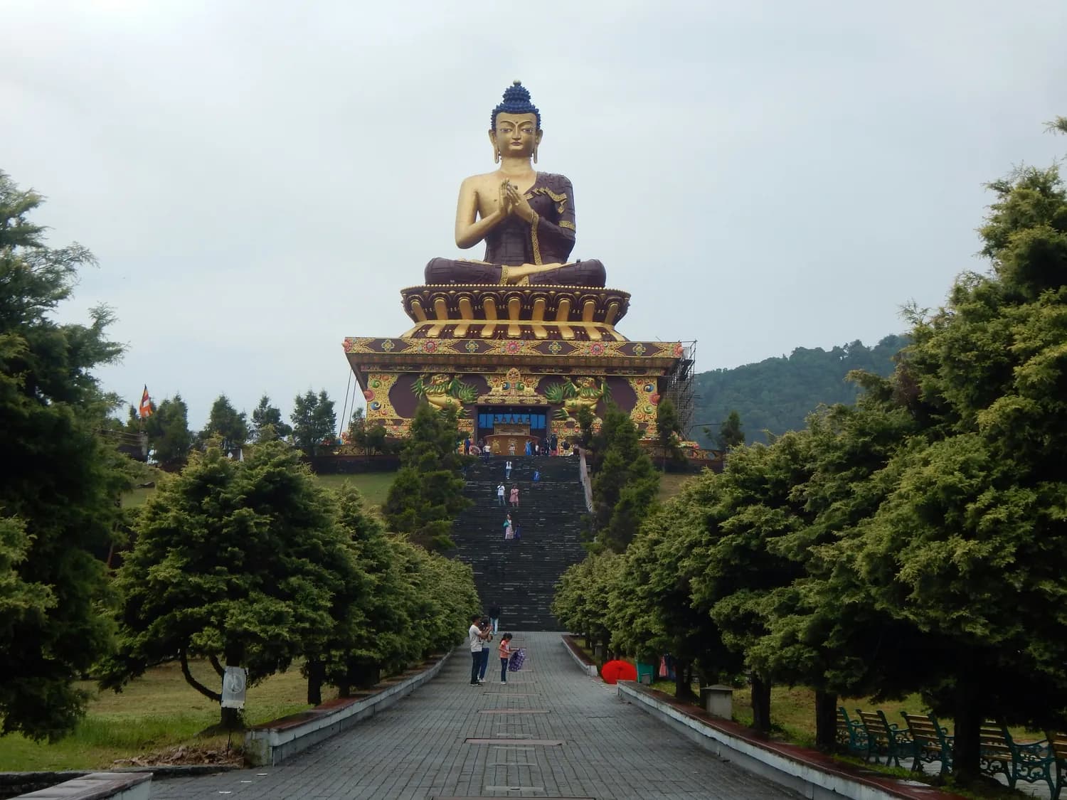 雪窦山弥勒圣坛试运营：交通攻略大揭秘！