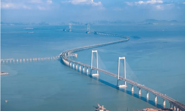 14台国自智能巡检机器人助力深中通道顺利通车