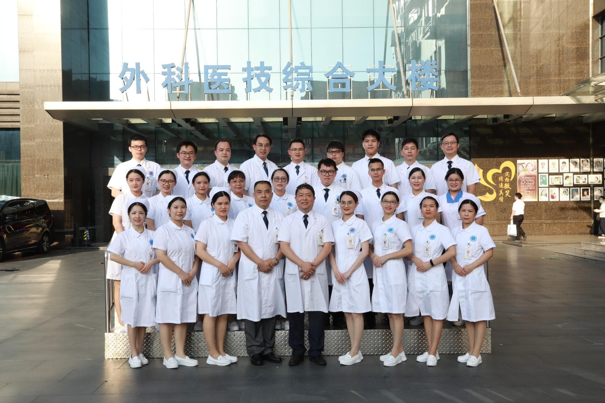 肾囊肿的全面指南：从症状识别到治疗与预防