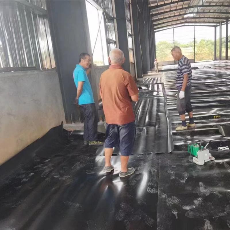 0.4厚聚乙烯薄膜隔离层铺设步骤