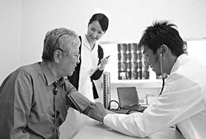 国内将逐渐停止"心脏支架"手术，做完人就废了？讲出实情