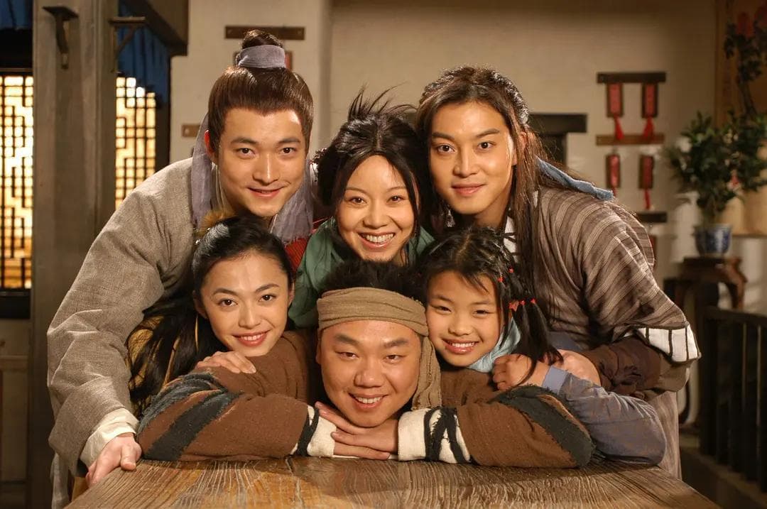 小郭欠佟掌柜的钱都还清了，我还在看《武林外传》