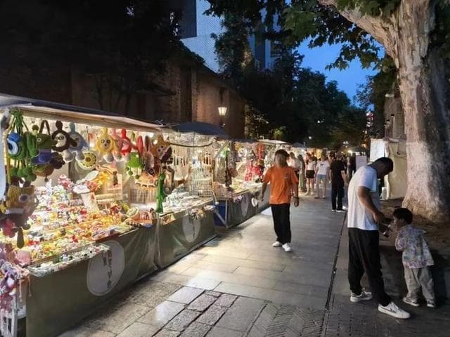消暑夜游好去处！南京好逛的夜市都在这里