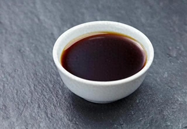 多批次酱油查出黄曲霉素？提醒：这3种酱油别再吃了！