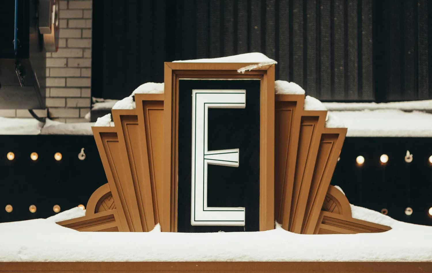 掌握以“e”结尾的常用英语单词，提高口语水平