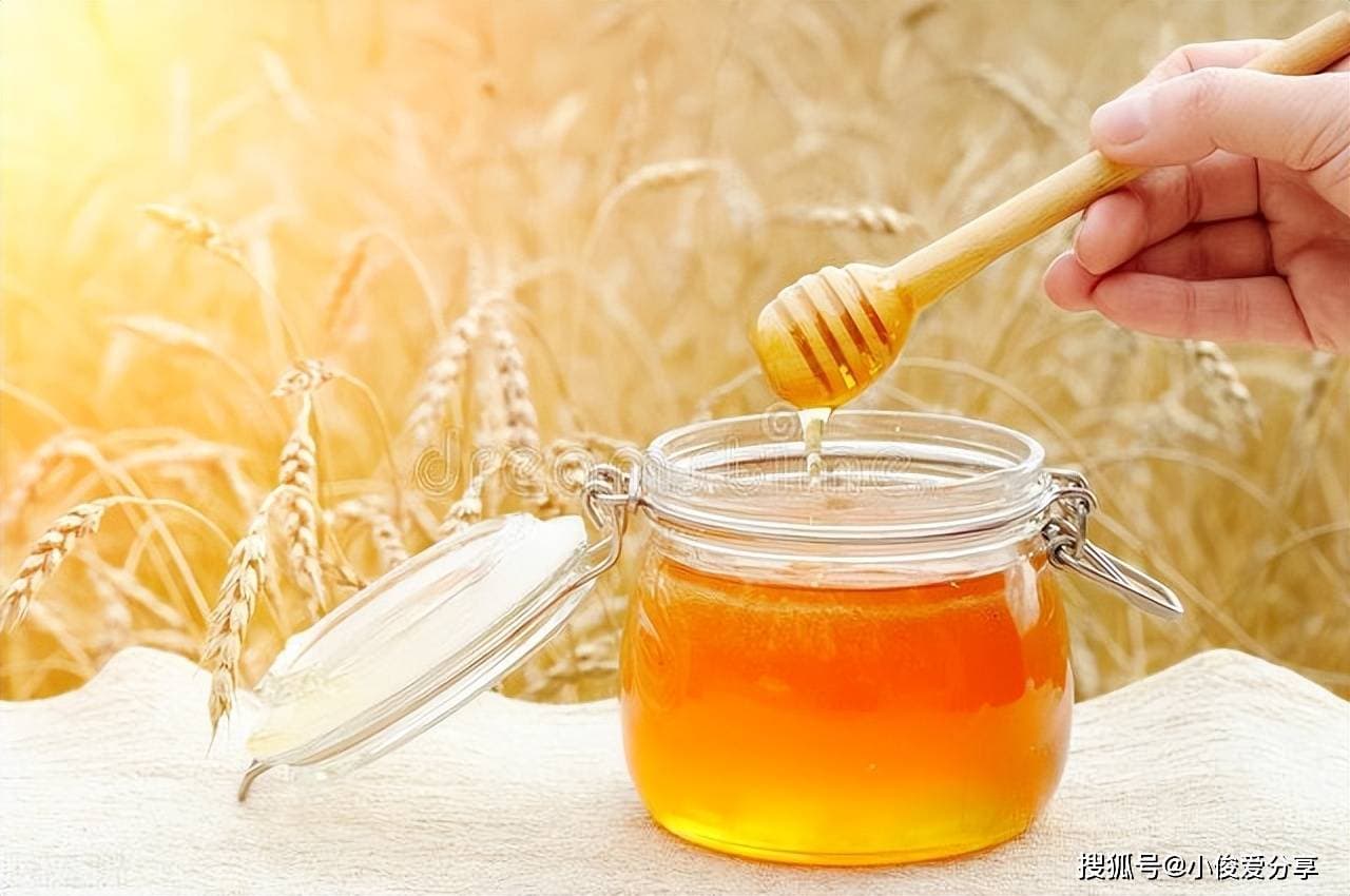 8种过期物品别急着扔，正确处理还能继续使用