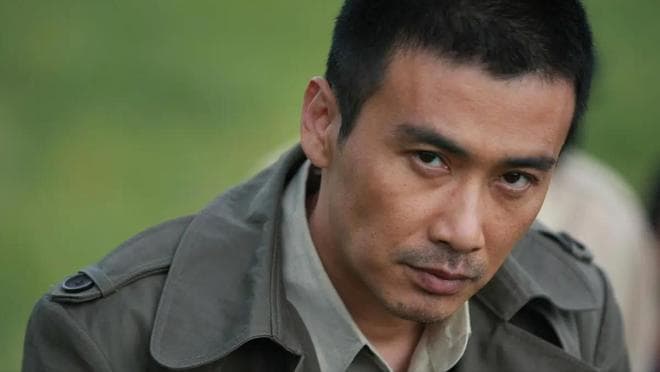 柳云龙：年轻时无戏可拍，从商后当老板自导自演，56岁成人生赢家