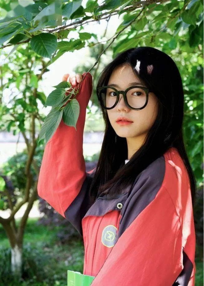 成都中职生逆袭之路：从职校到研究生的蜕变