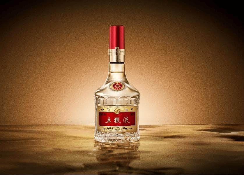 白酒品鉴三重奏，视觉、嗅觉、味觉全攻略！