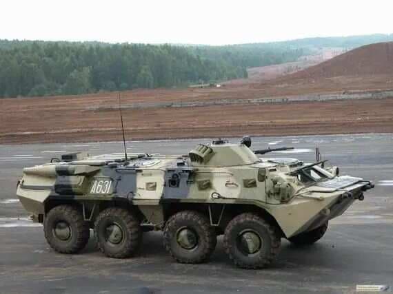 苏维埃士兵的“铁脚板”——BTR-80装甲车
