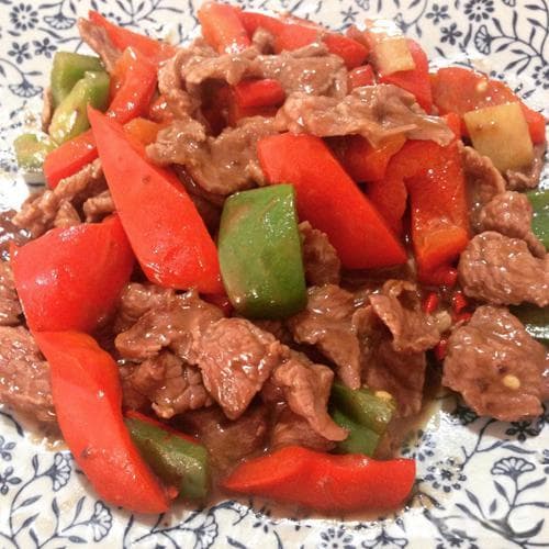 美味的尖椒蒜黄炒牛肉怎么做好吃又简单