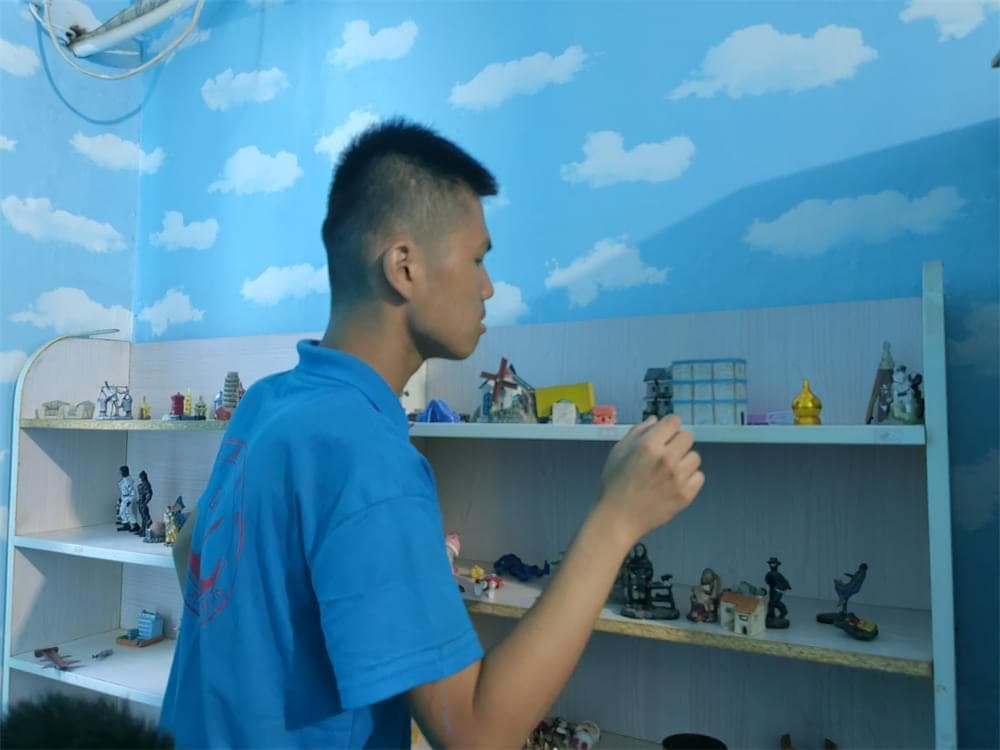 别让"有条件的爱"成为孩子成长的枷锁：爱的真谛，在于无条件接纳