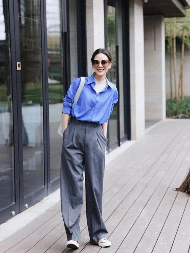 我今天发现“帆布鞋”更百搭耐看，满大街女生都在穿，高级又时髦