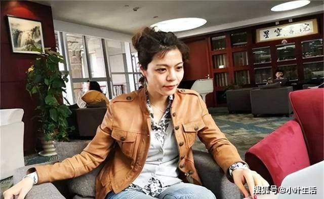 复旦女神陈果跌落神坛，老梁的一句话道明真相，终究还是败给现实