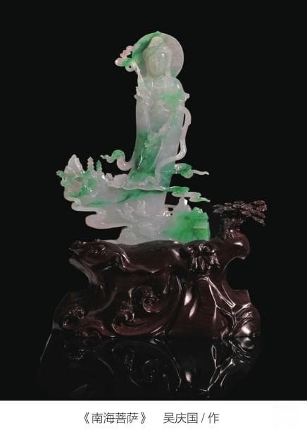 审美对话：翡翠雕刻艺术中传统与现代的碰撞