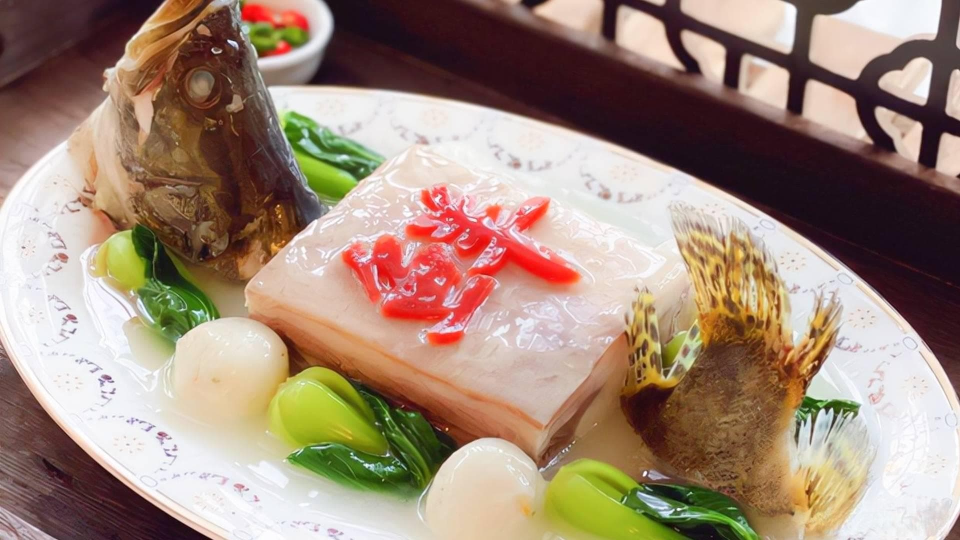 松鼠桂鱼、盐水鸭：八道经典苏菜诠释千年美食文化