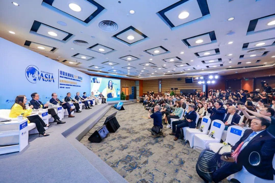 2025年年会深观察：人工智能治理的关键问题