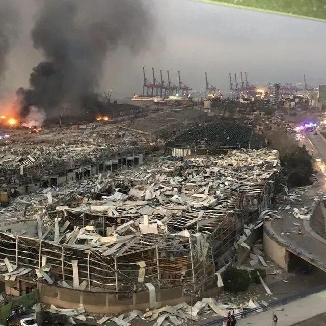 黎巴嫩数千吨硝酸铵爆炸：危险化学品管理有哪些注意事项？