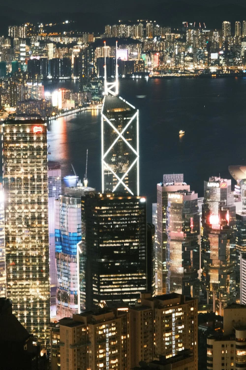 香港公司账户转个人账户全攻略：合规操作与税务风险防范