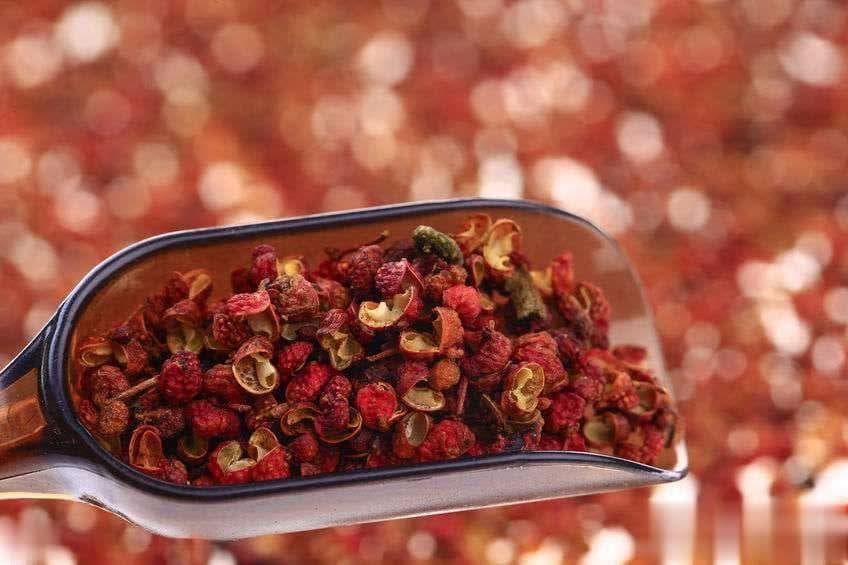 揭秘花椒：不仅是调味佳品，更是中药宝库，多重功效等你来了解！