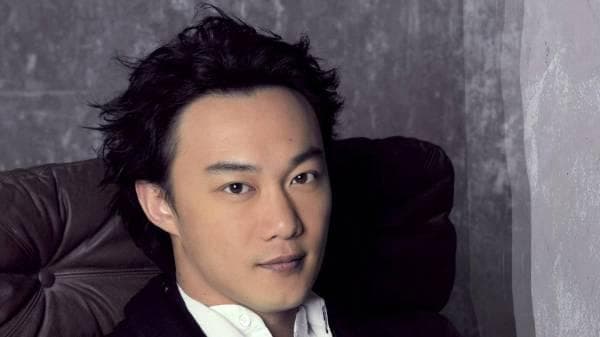 陈奕迅献声央视寻亲节目，见证多个家庭团圆时刻