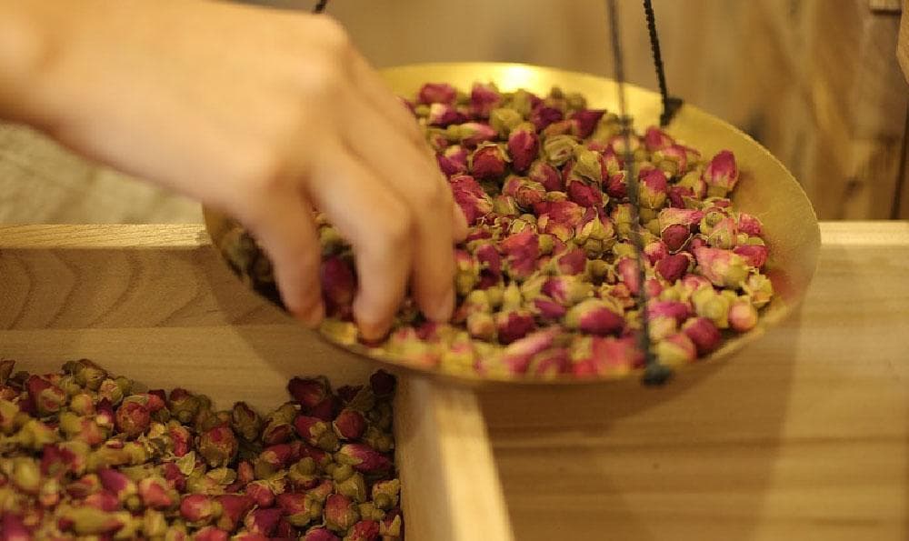 六味地黄汤合天麻钩藤饮：组方、功效与临床应用
