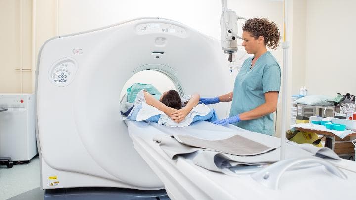 生化全套检查项目详解：从血生化到尿生化，全面解读体检指标