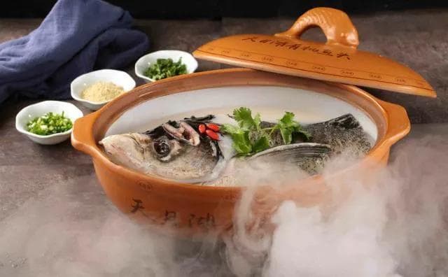 天目湖砂锅鱼头：常州必打卡美食