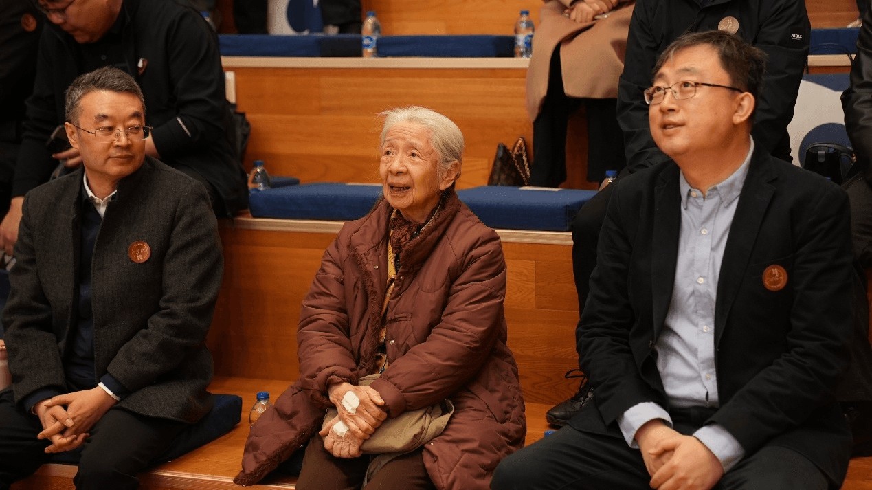 常沙娜新书、纪录片与文献库同步发布：“不要忘记，你是敦煌人”