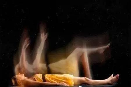 梦境与现实生活：心理与情绪的交融