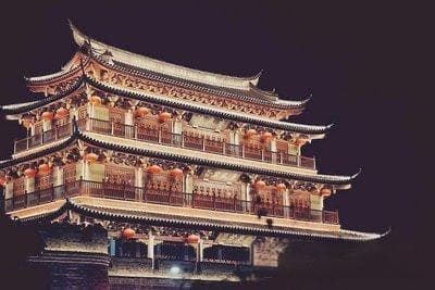 潮州牌坊街：广东潮州的历史文化瑰宝