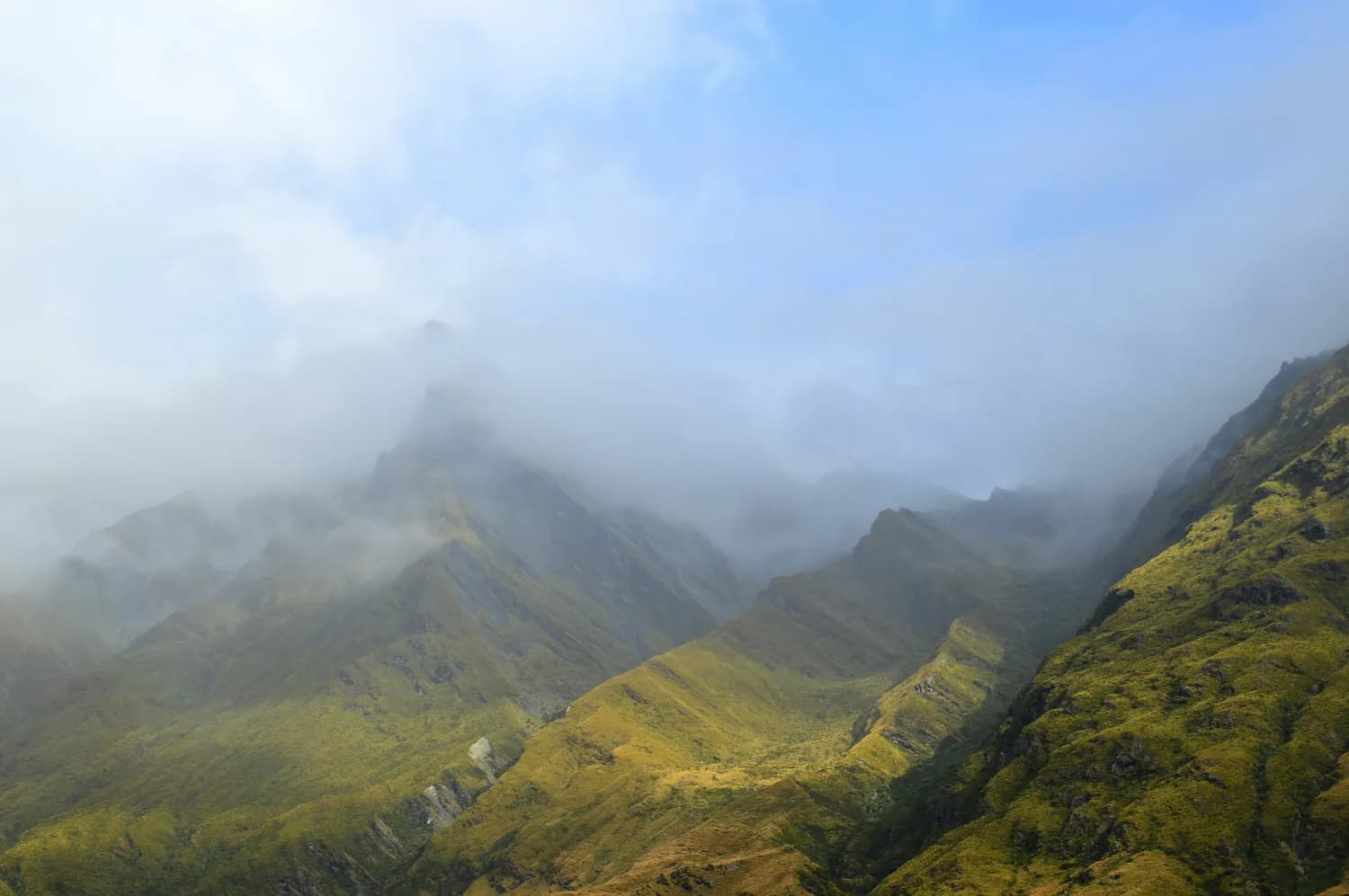 万峰林晋升5A：贵州打造世界级旅游目的地的新篇章