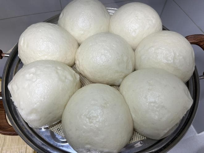 蒸馒头发面时，不要只会放酵母，记住3个窍门，蓬松暄软不塌陷