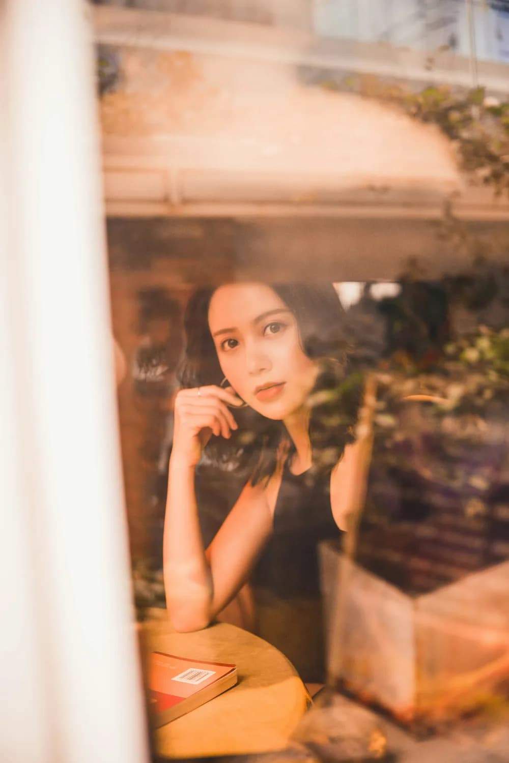 从“先婚后爱”看职场人婚恋观之变