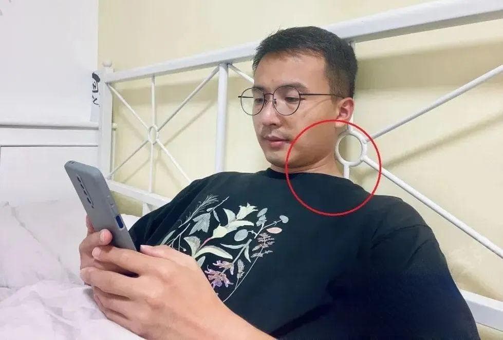 睡觉时手机千万别放床头，不是因为辐射致癌，而是……