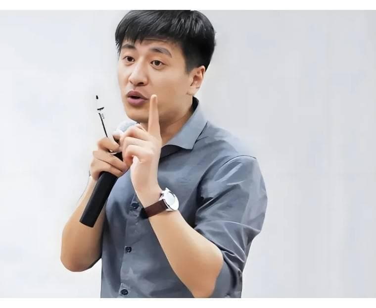 为什么张雪峰建议孩子和家长都去看《哪吒 2》？原来还有这层深意