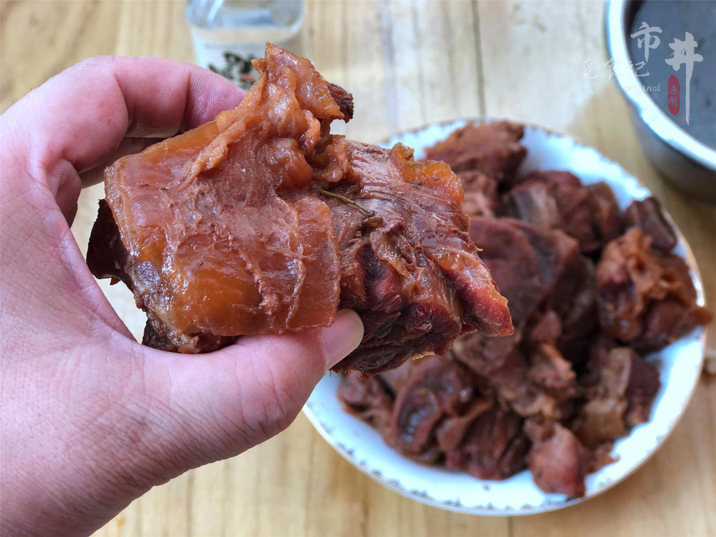 卤牛肉不苦的小秘诀：三种香料的用量有讲究