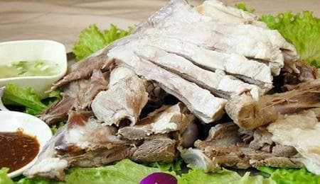 食韵呼和浩特：一城烟火，万般风味