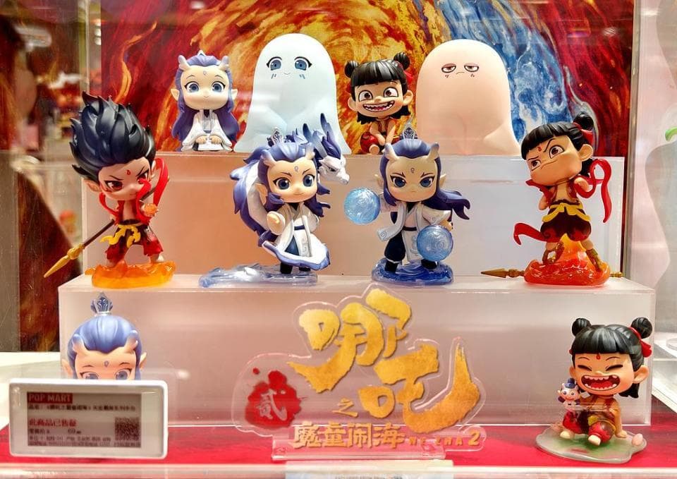 周边产品一“吒”难求！“哪吒经济学”，电影IP撬动新消费