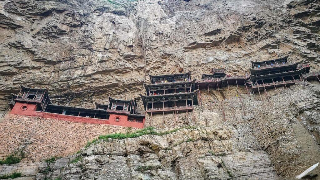 屹立千年 山西悬空寺：世界十大危险建筑之一