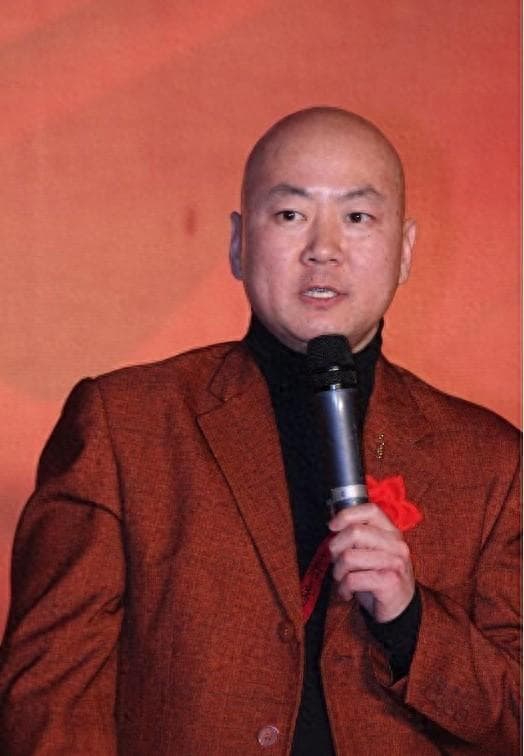 58岁的郭冬临，走到今天该怪谁呢？成于小品，“败”于自己